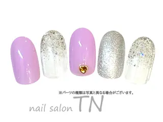 ネイル 中島 実穂のネイルデザイン