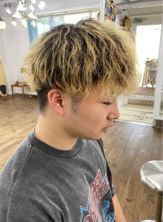 ショート カラー パーマ メンズ メンズ特化サロン ウエダ　ヒロキのヘアスタイル