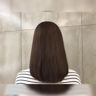 ミディアム One By The Ect所属・ショート/脱白髪染め ☆宇﨑悠実のヘアスタイル