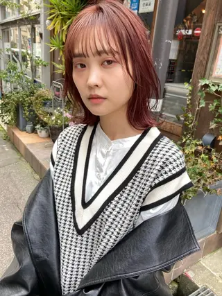 ミディアム ボブ/レイヤー/ ショートcovo代表のヘアスタイル