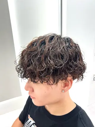 パーマ メンズ ツイスパ/シャドウ 矢吹俊大郎のヘアスタイル