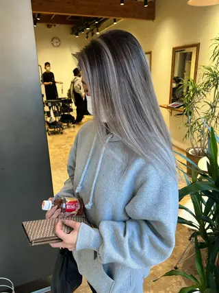 ロング カラー nishido ハイライト/海外ヘアのヘアスタイル