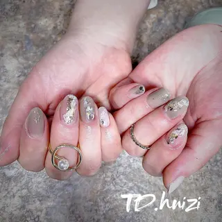 ミディアム めぐみのネイルサロン 惠のネイルデザイン