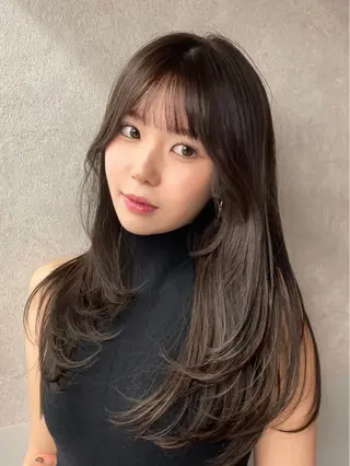 ロング カラー ブリなしWカラー✨️ 髪質改善【タケル】のヘアスタイル