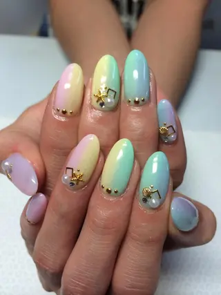 ネイル VIOLUS所属・VIOLUS 関目のネイルデザイン