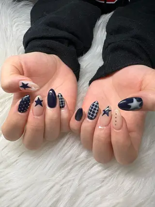 ネイル SHION  のネイルデザイン