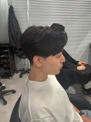 パーマ メンズ 波巻き/ツイスパ/ 短髪/鈴木俊也のヘアスタイル