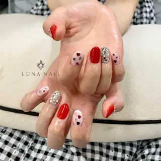 ネイル アトリエ　ミモザ所属・いまむら あかりのネイルデザイン