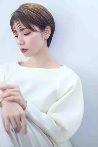 ショート Ang　山口 莉沙のヘアスタイル