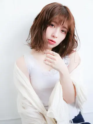 ミディアム カラー 高橋友里亜 /フリーランスのヘアスタイル