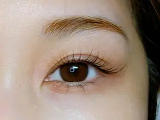 マツエク・マツパ まつげと眉毛の専門店 MeriSPAのマツエク・マツパデザイン