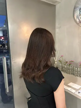 セミロング カラー 馬場 菜乃夏のヘアスタイル