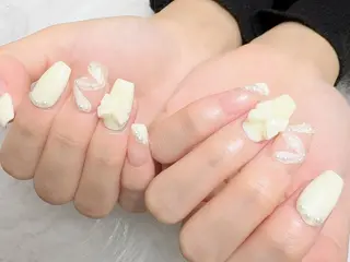 ネイル グロー ネイルのネイルデザイン