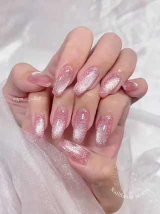 MoON...❤︎ MeGuのネイルデザイン