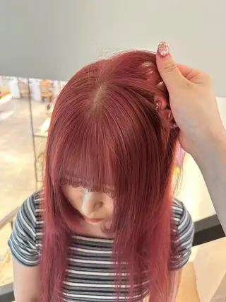 セミロング カラー ヘアアレンジ ハイトーン特化 pepe🎀のヘアスタイル