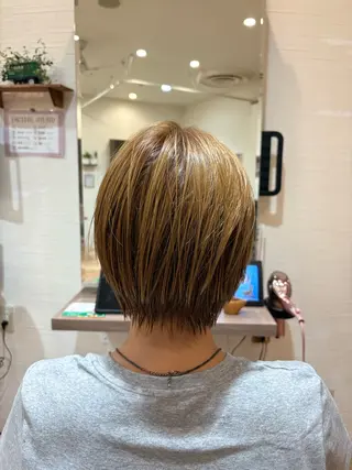 ショート イシカワ ユウタのヘアスタイル