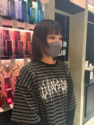 ミディアム 鈴木 心々麦のヘアスタイル