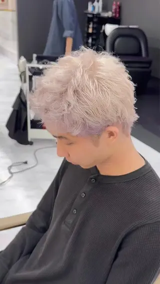 ショート カラー メンズ Buzzy 大畠　慎三郎のヘアスタイル