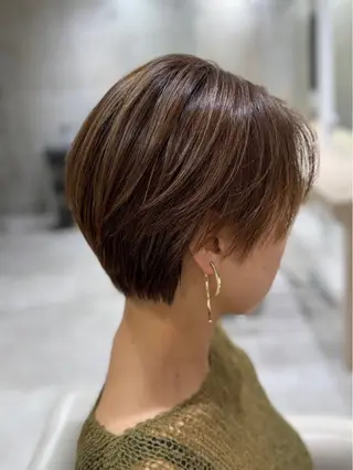 ショート カラー ハイライトデザイン カラー/宮本のヘアスタイル