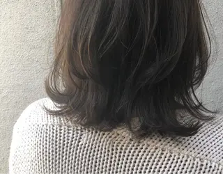 ミディアム シンタニナオト /梅田茶屋町のヘアスタイル