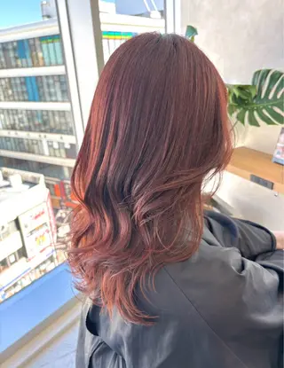 セミロング カラー 暖色カラー/ブリーチ なしカラー/艶カラーのヘアスタイル