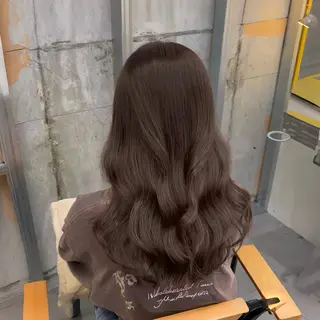 ミディアム カラー パーマ ブリーチなし/ ベージュ/akiraのヘアスタイル