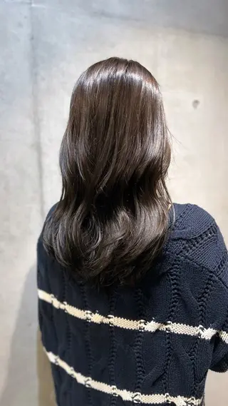 セミロング カラー レイヤー/グレージュ 赤み消し/コウスケのヘアスタイル