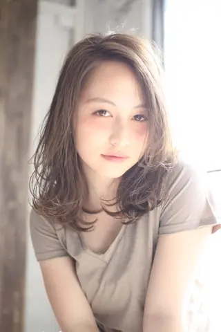 ミディアム セミロング ロング カラー 小顔カット✨ 透明感カラー/村上のヘアスタイル