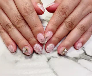 カラー ネイル Q Free nailsのネイルデザイン