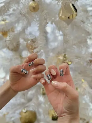 ネイル Uzuki ／ROCCOnailのネイルデザイン