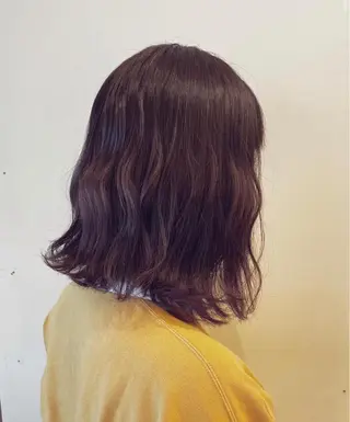ミディアム カラー 長谷川 華奈子のヘアスタイル