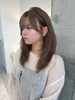 ミディアム rina／ベージュ ワンホン/韓国ヘアのヘアスタイル