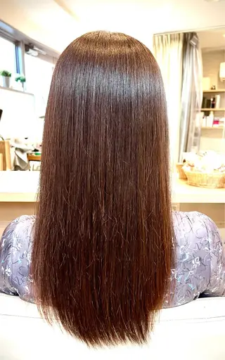 ロング O. YUMIKOのネイルデザイン