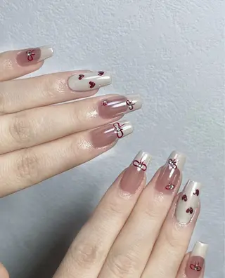 ネイル 🌈 Laule'aのネイルデザイン