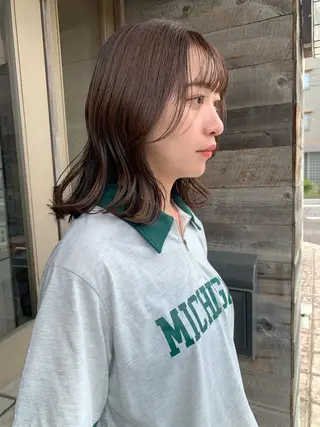 ミディアム longtemps所属・カワサキ マホのヘアスタイル
