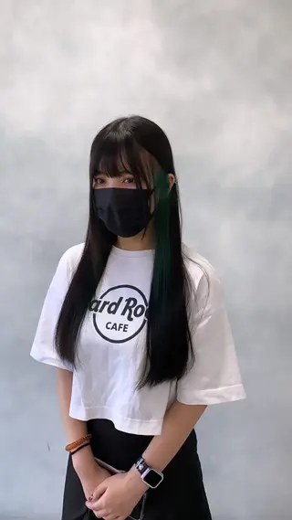 ロング L STUDIO心斎橋店所属・派手髪支持率No1 Eisukeのヘアスタイル