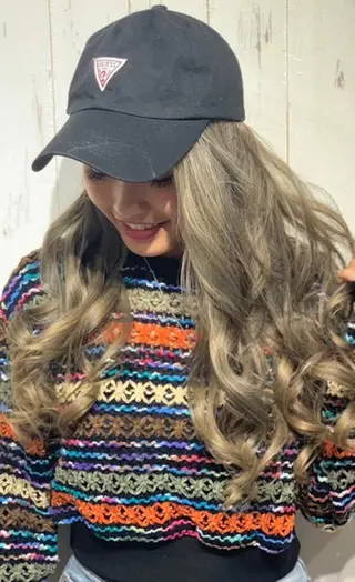 ロング カラー パーマ ヘアアレンジ Device ディバイスのヘアスタイル