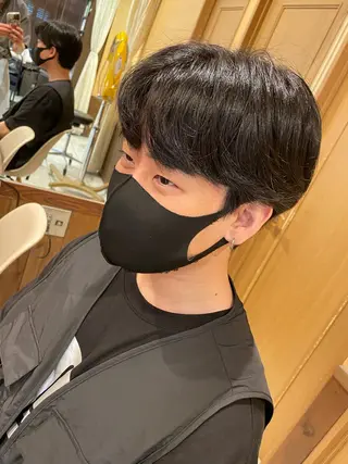 パーマ メンズ 小林 崇雅　ダウンパーマのヘアスタイル