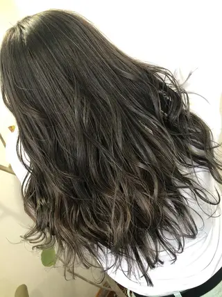 ロング カラー パーマ ブリーチ毛縮毛矯正 👑山口のヘアスタイル