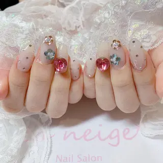 ネイル La neige* yuki 🥯🍑のネイルデザイン