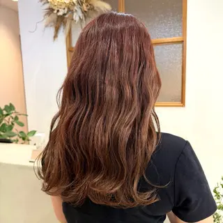 カラー RUA 🪽🤍のヘアスタイル