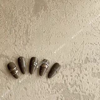 ネイル Kurehashi Yui🧸のネイルデザイン