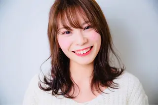 ミディアム マネージャー 山城洸希のヘアスタイル