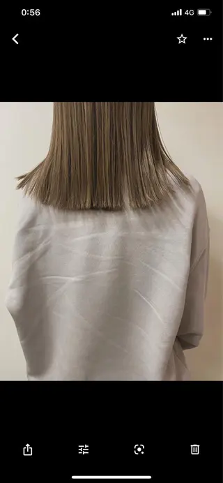 セミロング 鈴木 志保のヘアスタイル