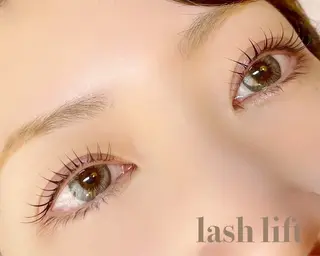 マツエク・マツパ eyelashsalon  omeme所属・omeme yukaのマツエク・マツパデザイン