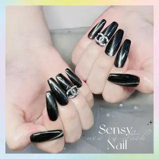 ネイル Sensy ネイル スタジオのネイルデザイン