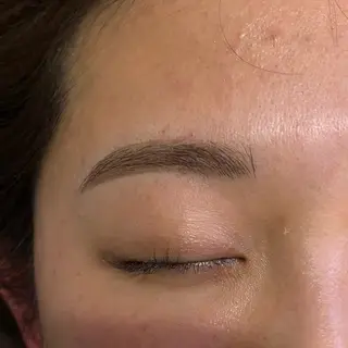 アイブロウ fors梅田店所属・33SASA いつきの眉毛・アイブロウイメージ