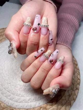 ネイル M🌷nail 長さだし専門店のネイルデザイン