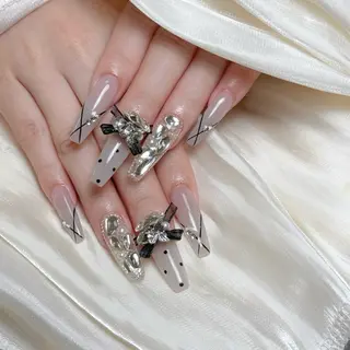 ネイル Maggie Nail🦩のネイルデザイン