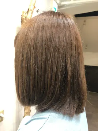 ミディアム カラー 芝田 望優のヘアスタイル